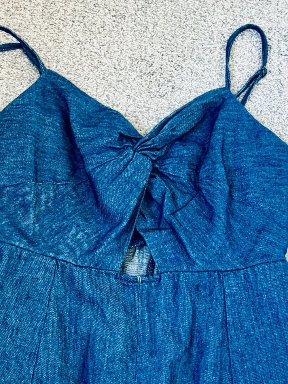 Old Navy Indigo Chambray Spaghetti Strap Cami Romper with Cutout, XS- NWT - Picture 3 of 8
